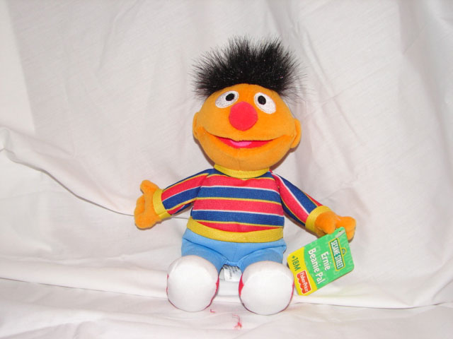 Fisher-Price Beanie Pals Assortment #L6606 Ernie Model #L6609